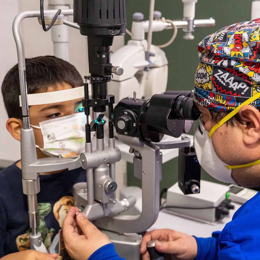 Nuestra experiencia en oftalmologia pediatrica te hara sentir comodo y seguro